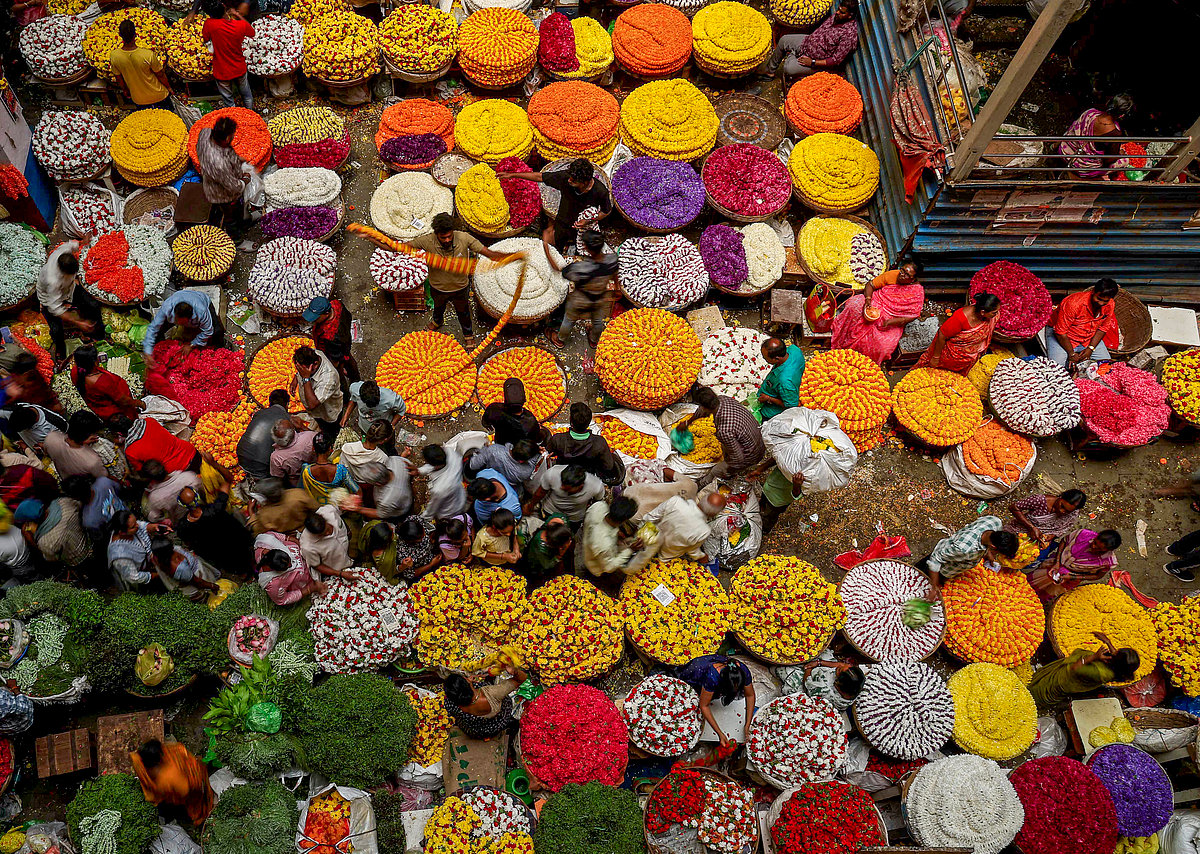 யுகாதி பண்டிகை: ஆளுநா், முதல்வா் வாழ்த்து