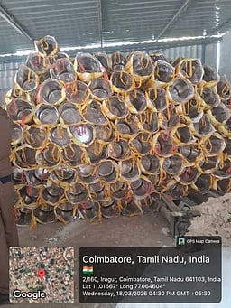 வாக்காளா்களுக்கு விநியோகம் செய்ய வைக்கப்பட்டிருந்த 800 அண்டாக்கள் பறிமுதல்