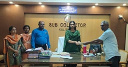 குளித்தலை அருகே ஆவணங்களின்றி கொண்டு சென்ற ரூ.1லட்சம் பறிமுதல்