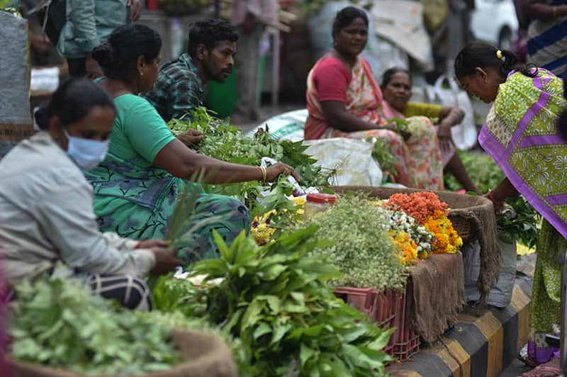 <P>People buying Ugadi pickle and pooja ingredients ahead of the festival in Vijayawada, on Wednesday. Express photo by Prasant Madugula</P>