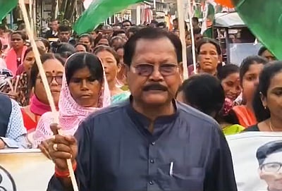 'சீட் இல்லை' திரிணமூல் காங்கிரஸ் எம்எல்ஏ ராஜிநாமா!