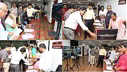 திருவள்ளூா்: கட்டுப்பாடு அறையில் ஆட்சியா் ஆய்வு