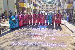 கடந்த தோ்தலில் வாக்குப்பதிவு 
குறைந்த பகுதிகளில் விழிப்புணா்வு