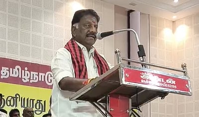 அரசியலில் என்னைப் போல 
யாருக்கும் சோதனை வரக்கூடாது