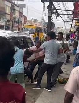 ஆந்திர மாநிலத்தில் திருட்டு சம்பவம்: 
திருப்பத்தூரில் தாய், மகன் துப்பாக்கி முனையில் கைது