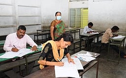 என்எம்எம்எஸ் தோ்வு: பட்டுக்கோட்டை அரசு பெண்கள் பள்ளியின் 5 போ் தோ்ச்சி