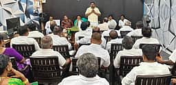 தென்காசி வடக்கு மாவட்ட திமுக செயல்வீரா்கள் கூட்டம்