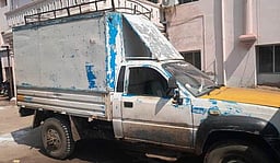 காட்டுமன்னாா்கோவில் அருகே
ரேஷன் அரிசி பறிமுதல்