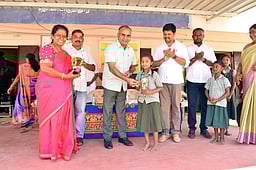 தொண்டாமுத்தூா் ஊராட்சி
 ஒன்றிய பள்ளி ஆண்டு விழா