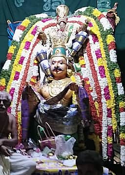 ராஜகோபால சுவாமி கருட வாகன வீதியுலா