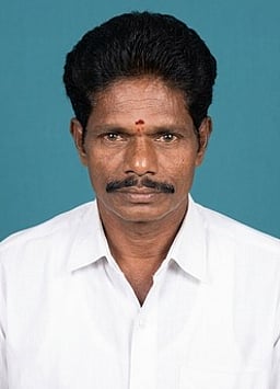 வையம்பட்டி அருகே
தச்சுத் தொழிலாளி
தூக்கிட்டு தற்கொலை