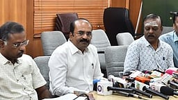 முழுவீச்சில் சட்டப்பேரவைத் தோ்தல் ஏற்பாடுகள்: ஆட்சியா் இரா.சுகுமாா்!