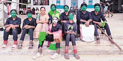 விழிப்புணர்வுக்காக வீதிநாடகங்கள்...