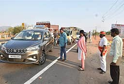 சென்னை பட்டினப்பாக்கத்தில் ரூ. 1 கோடிக்கும் மேல் பணம் பறிமுதல்!