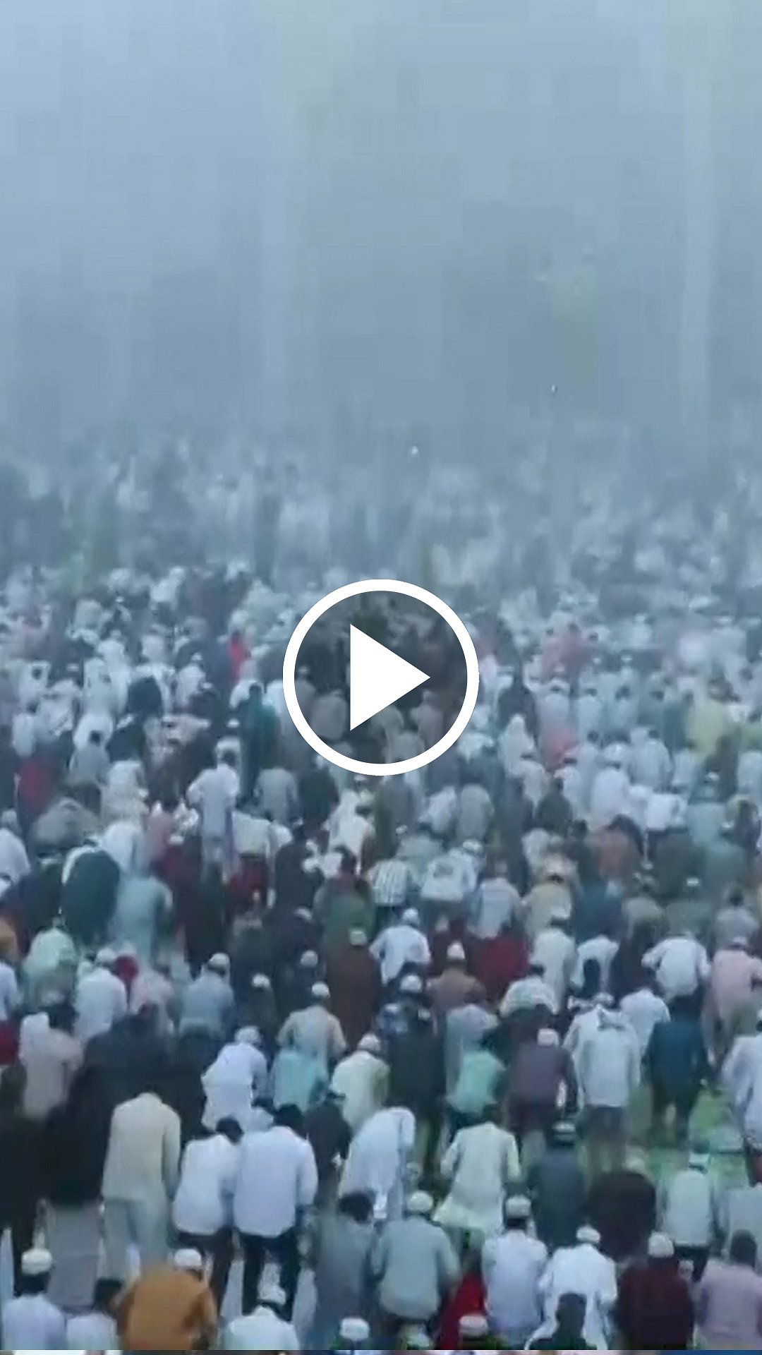 ஜாமா மசூதியில் ரமலான் சிறப்புத் தொழுகை! பல்லாயிரக் கணக்கானோர்  பங்கேற்பு!