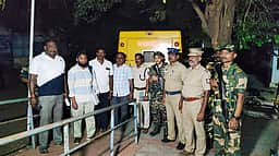 திருப்பத்தூரில் ரூ. 4.51 கோடி தங்கக் கட்டிகள் பறிமுதல்