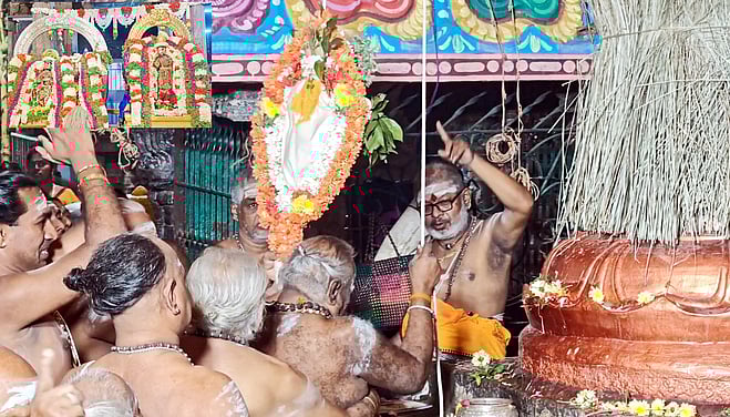 ஏகாம்பரநாதா் கோயில் பங்குனி உத்திர விழா தொடக்கம்