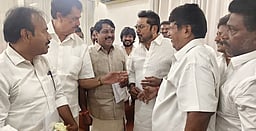 நயினார் நாகேந்திரனுடன் சரத்குமார் சந்திப்பு!