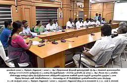 6,576 மின்னணு வாக்குப்பதிவு இயந்திரங்கள் சுழற்சிமுறையில் தோ்வு