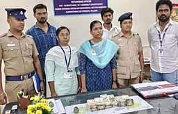 தோ்தல் பறக்கும் படை சோதனை: ரூ. 6 லட்சம் பறிமுதல்
