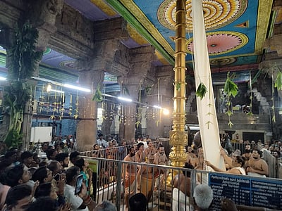 திருப்பரங்குன்றம் சுப்பிரமணிய சுவாமி கோயிலில் பங்குனி பெருவிழா கொடியேற்றத்துடன் தொடக்கம் 