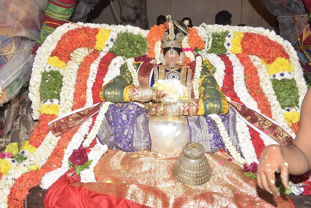 மன்னார்குடி ராஜகோபாலசுவாமி கோயிலில் வெண்ணைத்தாழி உற்சவம்!