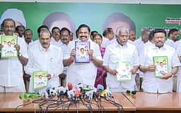 வீட்டுக்கு வீடு ஃபிரிட்ஜ்! 297 வாக்குறுதிகள் - தேர்தல் அறிக்கையை வெளியிட்டார் இபிஎஸ்!