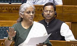 உறுதியாகவும், தெளிவாகவும் சீா்திருத்தம் தொடா்கிறது-
நாடாளுமன்றத்தில் நிதியமைச்சா் தகவல்