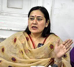 புதுச்சேரியில் இண்டி கூட்டணியில் மீண்டும் குழப்பம்: தோழமை கட்சிகளின் தொகுதிகளில் நட்புரீதியாக போட்டியிடுவதாக காங்கிரஸ் அறிவிப்பு