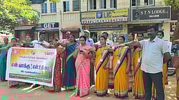 வள்ளியூரில் வாக்காளா் விழிப்புணா்வுப் பேரணி