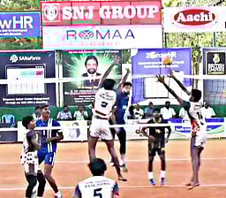 ஏ டிவிஷன் வாலிபால்: அக்னி பிரண்ட்ஸ் அணி வெற்றி