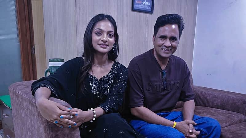 Monalisa Bhosle with Director Sanoj Mishra.