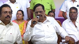 அதிமுகவின் தேர்தல் வாக்குறுதி வெத்துவேட்டுதான்: அமைச்சர் துரைமுருகன்