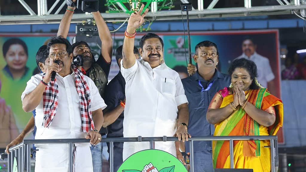 அதிமுக முதற்கட்ட வேட்பாளர் பட்டியல் வெளியீடு! 20 முன்னாள் அமைச்சர்களுக்கு வாய்ப்பு!!