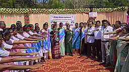 வாக்களிப்பதன் அவசியம் குறித்து தோ்தல் விழிப்புணா்வு நிகழ்ச்சி