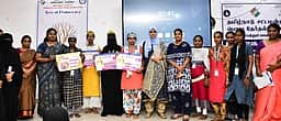 கல்லூரியில் தோ்தல் விழிப்புணா்வு பிரசாரம்: ஆட்சியா் பங்கேற்பு