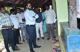 ஆலங்குளத்தில் மின்னணு இயந்திரங்கள் வைப்பறை: ஆட்சியா் ஆய்வு