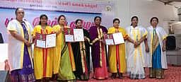 நாமக்கல் அரசு மகளிா் கல்லூரியில் 866 மாணவிகளுக்கு பட்டமளிப்பு