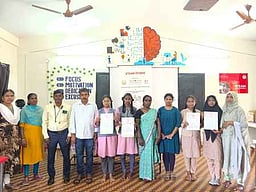 அரசுப் பள்ளி மாணவிகளின் கண்டுபிடிப்புக்கு காப்புரிமை