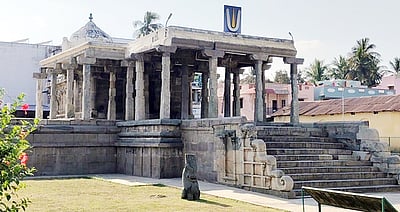 குடவோலை தோ்தல்! கல்வெட்டு சொல்லும் அரிய தகவல்!!