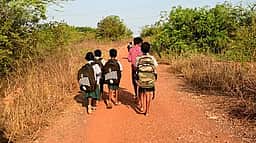 கவனம் சிதறினால் வாழ்க்கை சிதறும் !