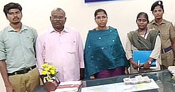 போ்ணாம்பட்டில் ரூ.1.10 லட்சம் பறிமுதல்