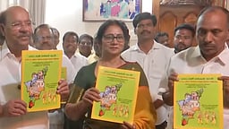 ஒரு சொட்டு மதுவில்லாத தமிழகம்... தேர்தல் அறிக்கையை வெளியிட்ட ராமதாஸ்!