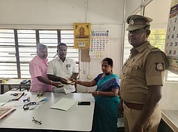 அரவக்குறிச்சி தொகுதியில் ரூ.1.84 லட்சம் பறிமுதல்