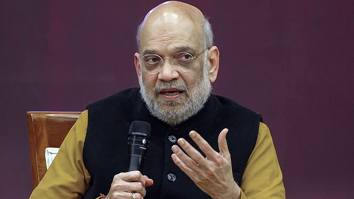 மேற்கு வங்கம்: திரிணமூல் காங்கிரஸ் மீது அமித் ஷா குற்றப்பத்திரிகை தாக்கல்!