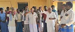 நெல்லுக்கான பணம் வழங்கக் கோரி ஆா்ப்பாட்டம்