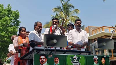 ஜோலார்பேட்டையில் அதிமுக முன்னாள் அமைச்சர் கே.சி. வீரமணி பிரசாரம்!
