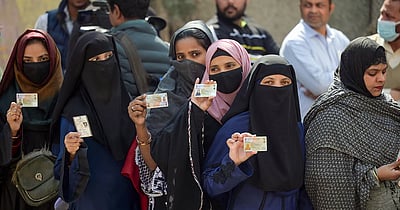 முஸ்லிம் வாக்காளர்கள் நீக்கம்! மேற்கு வங்கத்தில் வாக்காளர் பட்டியலில் புதிய சர்ச்சை!!