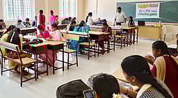 காஞ்சிபுரத்தில் சிறைவாசிகள் எழுதிய புத்தகங்களுக்கு பிழை திருத்தும் முகாம்