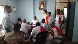 திருவிடைமரூதூரில் விவசாயிகள் 
சங்கத்தினா் ஆா்ப்பாட்ட முயற்சி